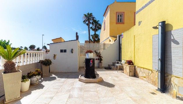 Odsprzedaż - Kamienica - Orihuela Costa - Cabo Roig