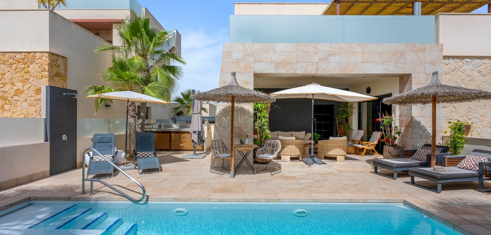 House in Benijofar - view 1
