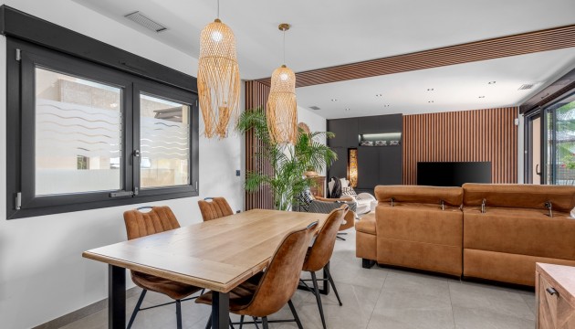 Odsprzedaż - Detached Villa - Benijófar - Benijofar