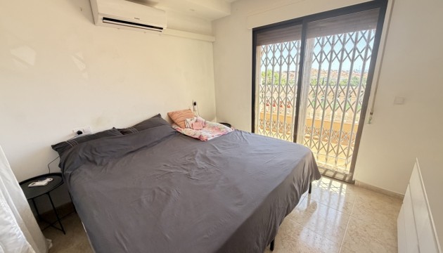 Odsprzedaż - Detached Villa - Orihuela Costa - Villamartín