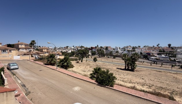 Odsprzedaż - Detached Villa - Orihuela Costa - Villamartín