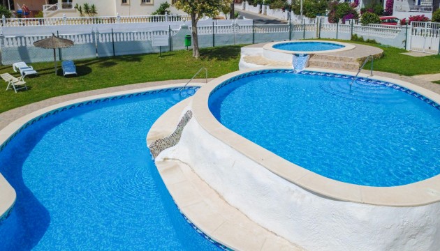 Odsprzedaż - Kamienica - Orihuela Costa - La Rioja