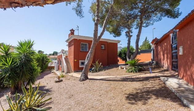 Odsprzedaż - Detached Villa - Torrevieja - Los Balcones - Los Altos del Edén