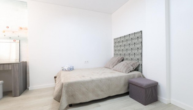 Odsprzedaż - Apartment - Torrevieja - El Acequión - Los Náufragos