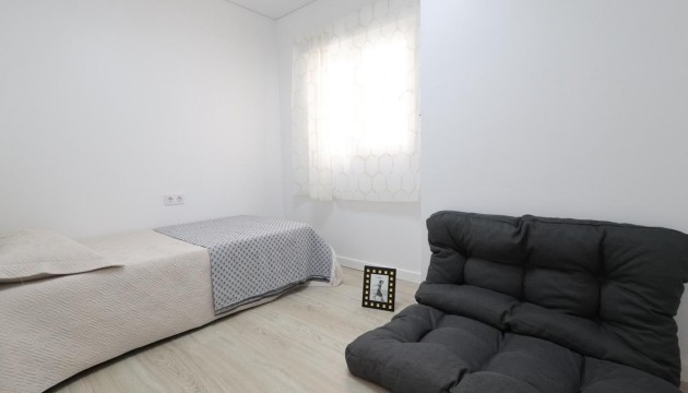 Odsprzedaż - Apartment - Torrevieja - El Acequión - Los Náufragos