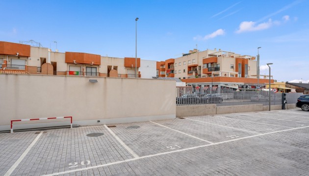 Odsprzedaż - Apartment - Orihuela Costa - Los Dolses