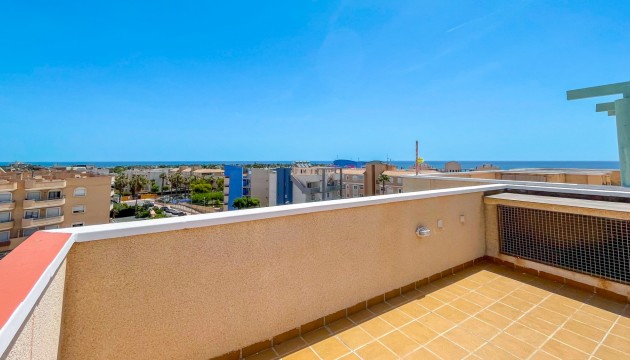 Resale - Apartment - Orihuela Costa - La Zenia