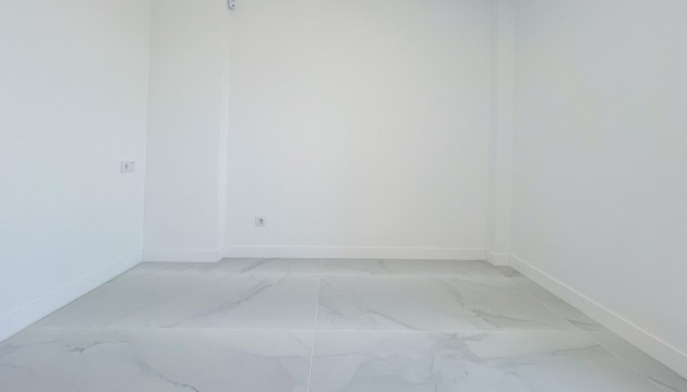 Resale - Apartment - Orihuela Costa - La Zenia