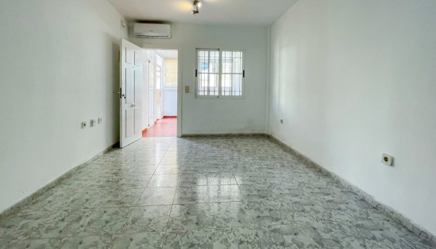 Resale - Bungalow - Orihuela Costa - Playa Flamenca