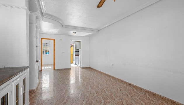 Odsprzedaż - House - Orihuela Costa - Villamartín