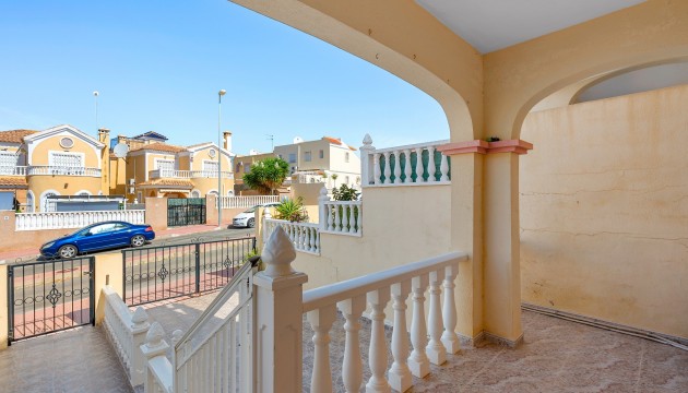 Odsprzedaż - House - Orihuela Costa - Villamartín