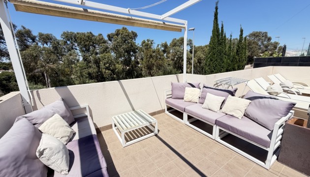Reventa - Chalet Independiente - Mil Palmeras