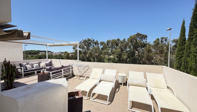 Reventa - Chalet Independiente - Mil Palmeras