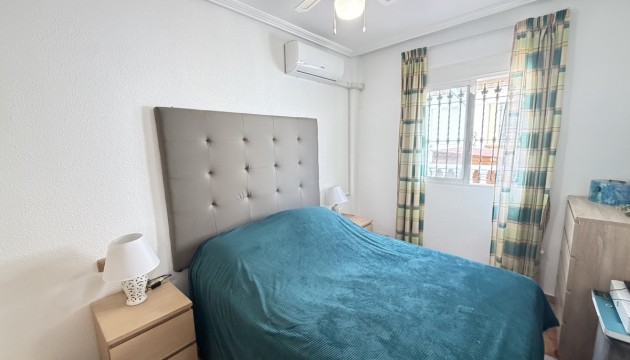 Odsprzedaż - Apartment - Orihuela Costa - La Zenia