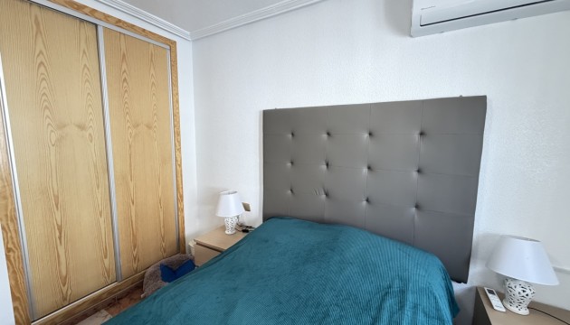 Odsprzedaż - Apartment - Orihuela Costa - La Zenia