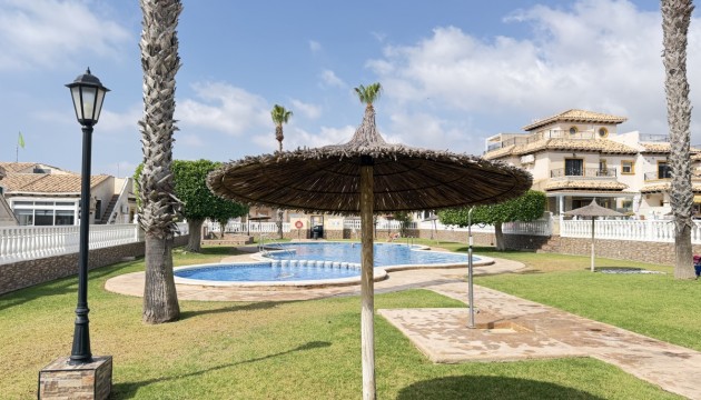 Odsprzedaż - Apartment - Orihuela Costa - La Zenia