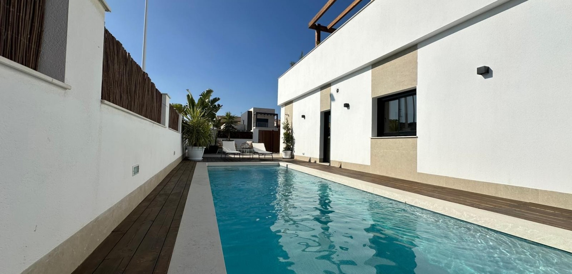 House in Santiago de la Ribera - Image 2