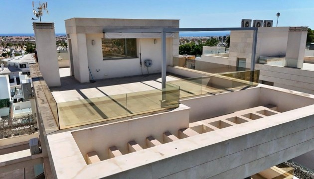 Odsprzedaż - Detached Villa - Orihuela Costa - Villamartín