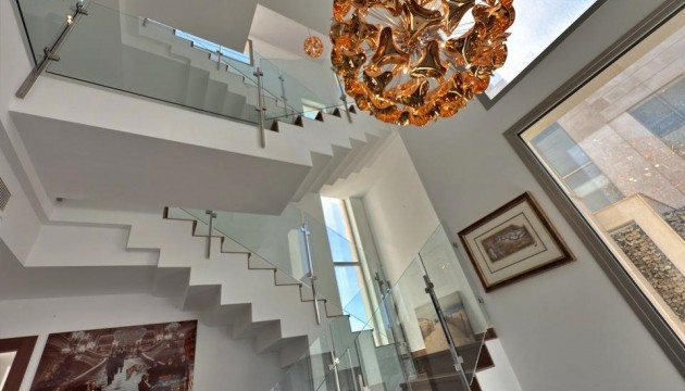 Odsprzedaż - Detached Villa - Orihuela Costa - Villamartín