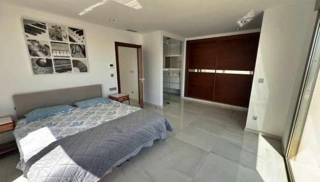 Odsprzedaż - Detached Villa - Orihuela Costa - Villamartín