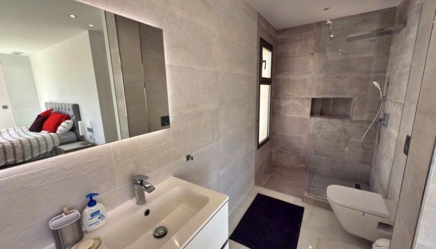 Odsprzedaż - Detached Villa - Orihuela Costa - Villamartín
