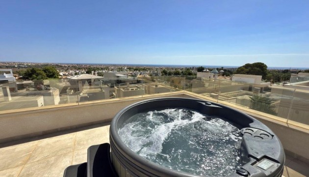Odsprzedaż - Detached Villa - Orihuela Costa - Villamartín