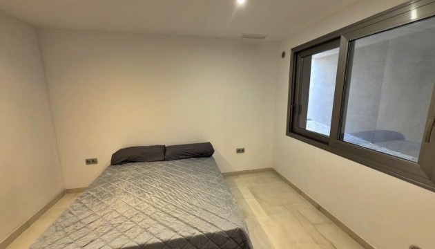 Odsprzedaż - Detached Villa - Orihuela Costa - Villamartín