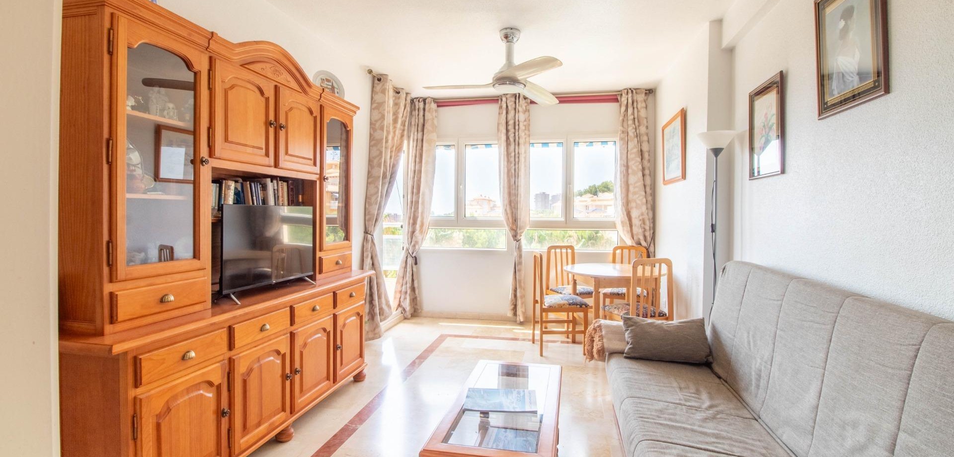 Apartment in Dehesa de Campoamor - Image 2