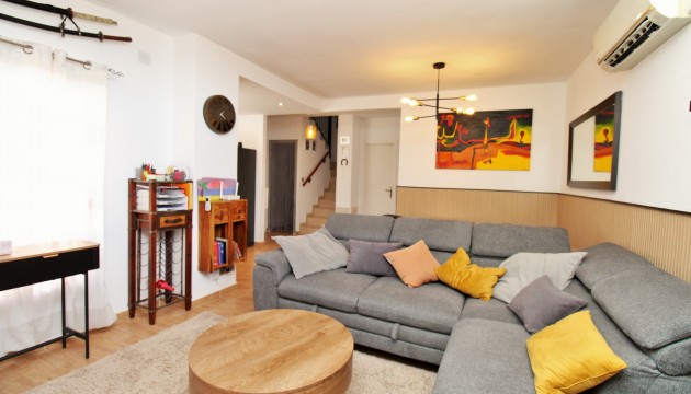Odsprzedaż - Kamienica - Orihuela Costa - Villamartín