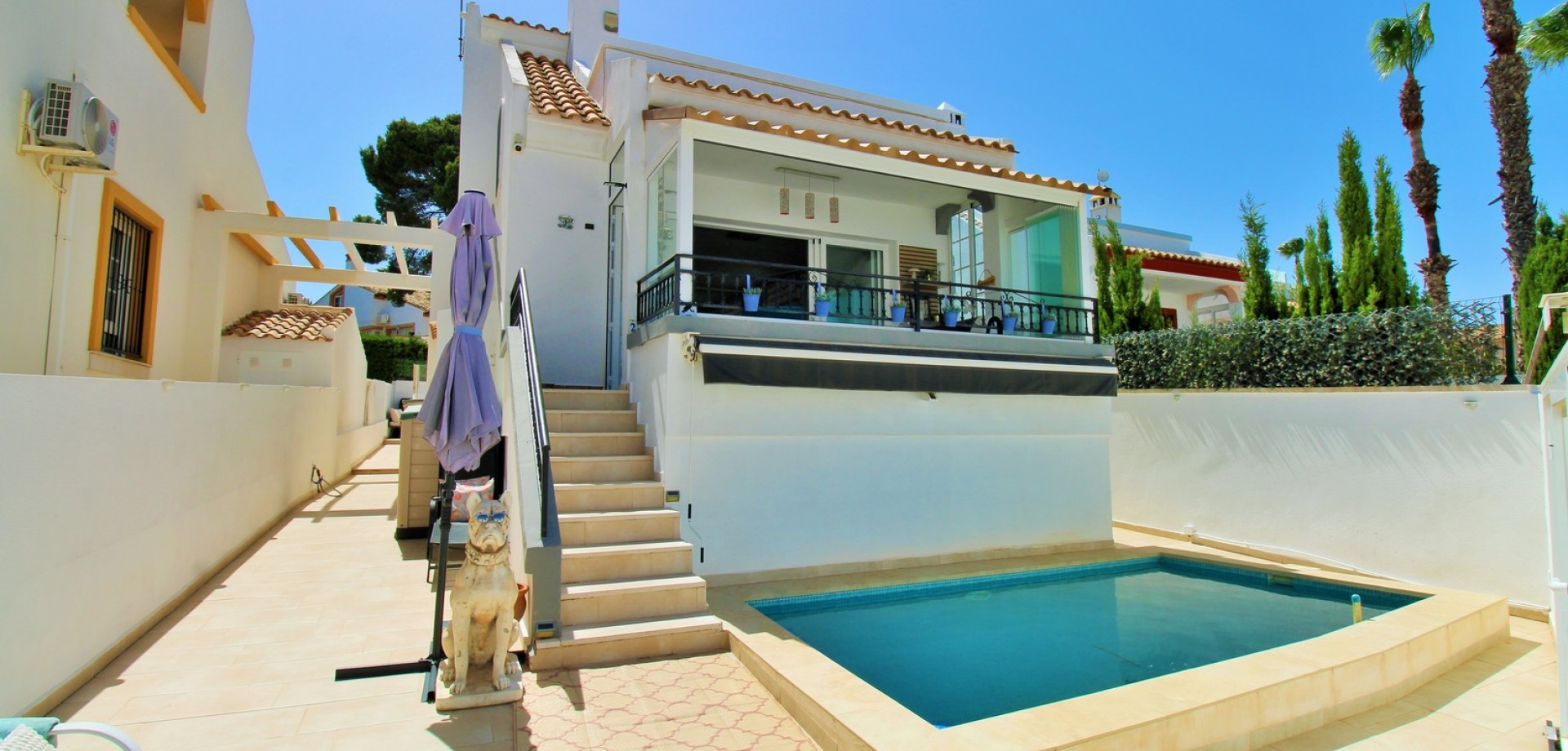 House in Villamartin - view 1