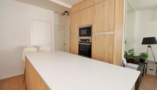 Odsprzedaż - Detached Villa - Orihuela Costa - Villamartín
