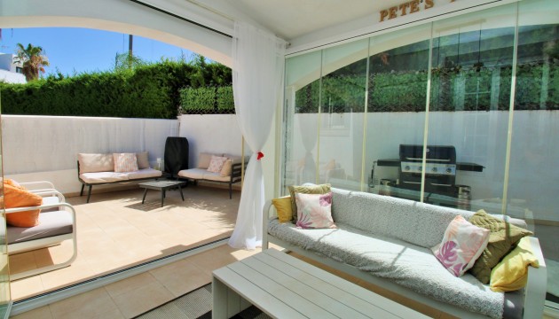 Odsprzedaż - Detached Villa - Orihuela Costa - Villamartín
