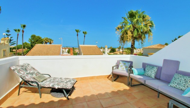 Odsprzedaż - Detached Villa - Orihuela Costa - Villamartín