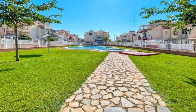 Resale - Bungalow - Orihuela Costa - Playa Flamenca