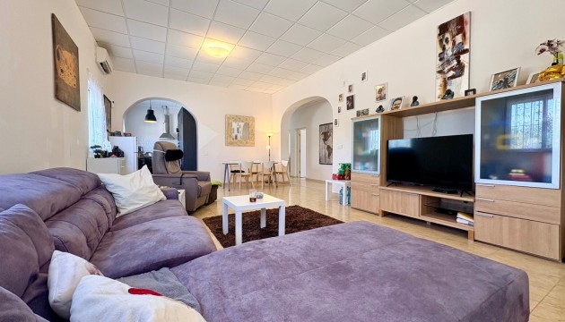 Videresalg - Country House - Dolores