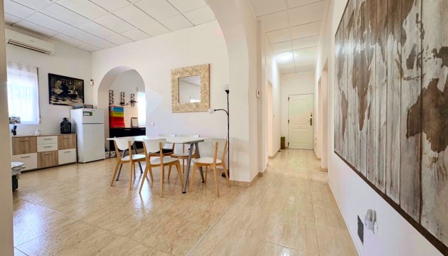 Videresalg - Country House - Dolores