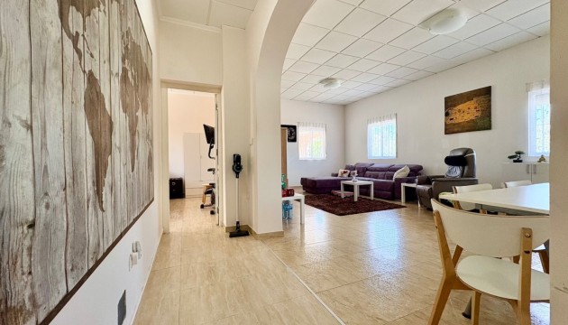 Videresalg - Country House - Dolores