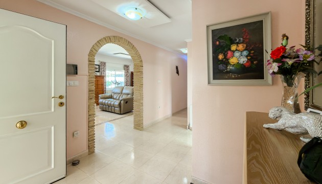 Resale - House - Catral