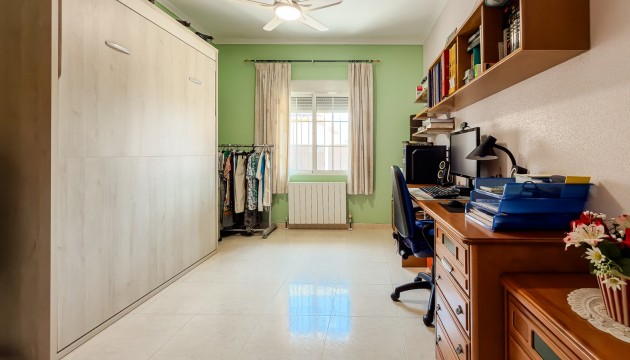 Resale - House - Catral