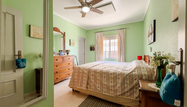 Resale - House - Catral