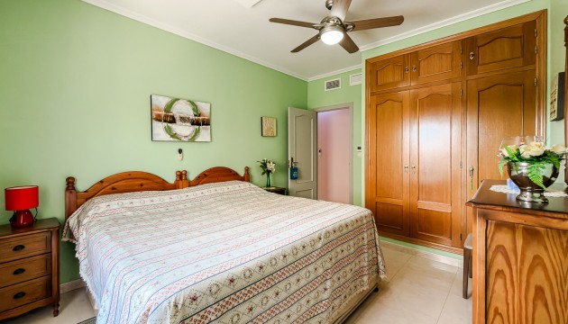 Resale - House - Catral