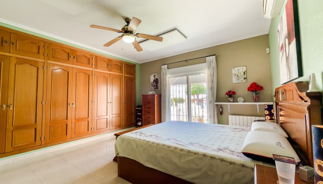 Resale - House - Catral