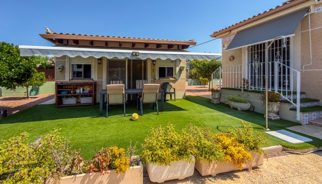 Resale - House - Catral