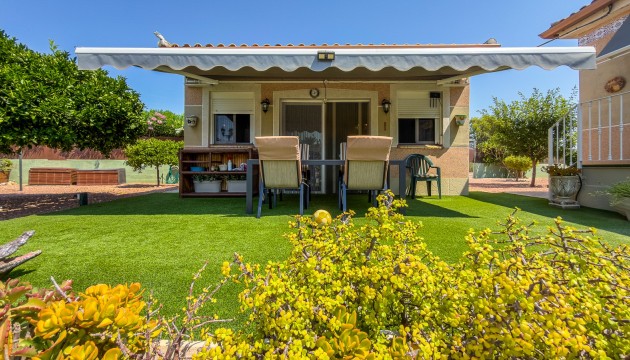 Resale - House - Catral