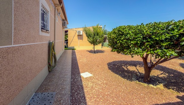 Resale - House - Catral