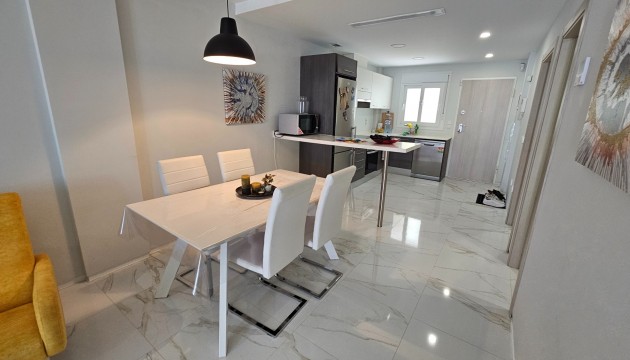 Herverkoop - Apartment - La Marina