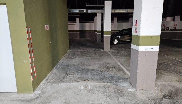 Herverkoop - Apartment - La Marina