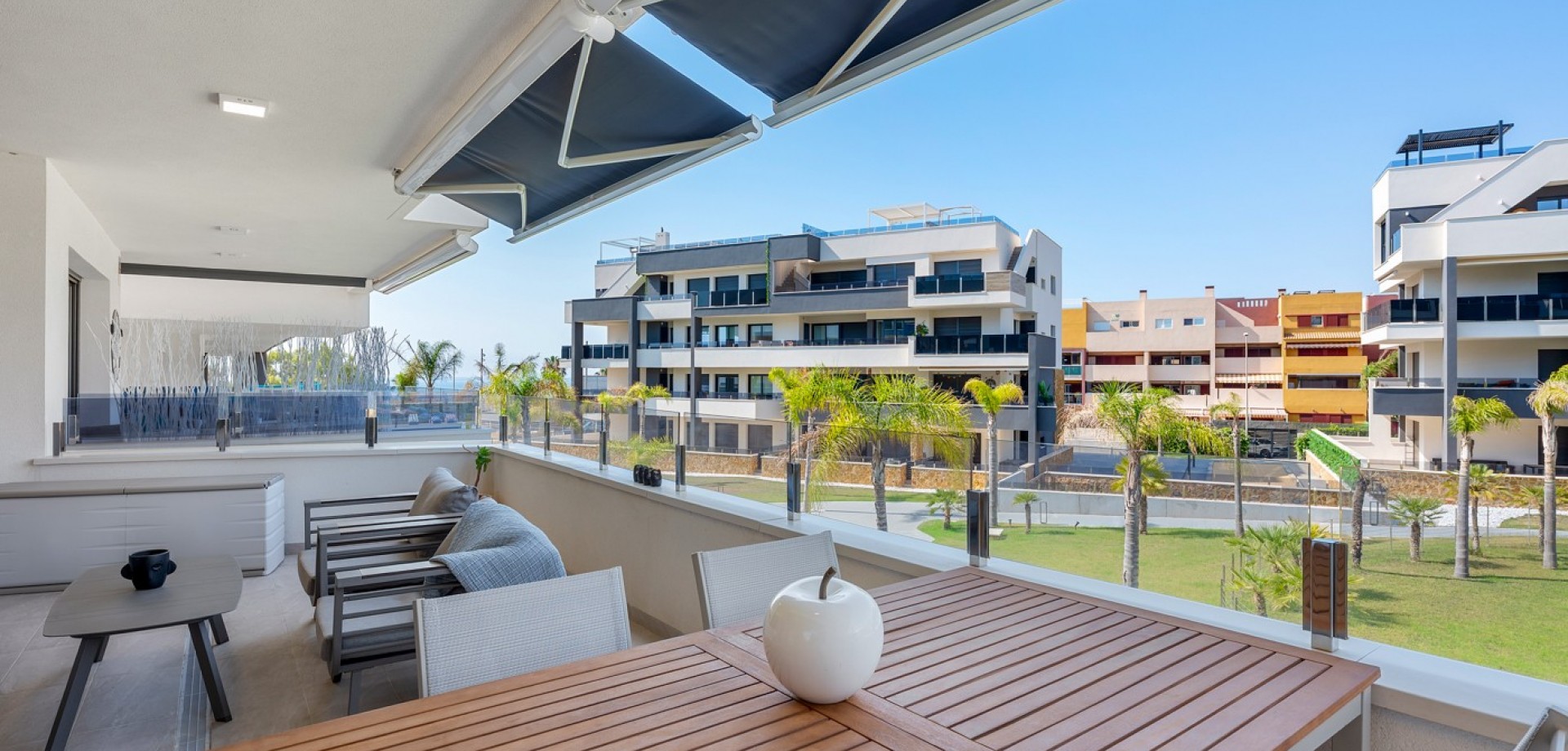 Apartment in Playa Flamenca - Image 3