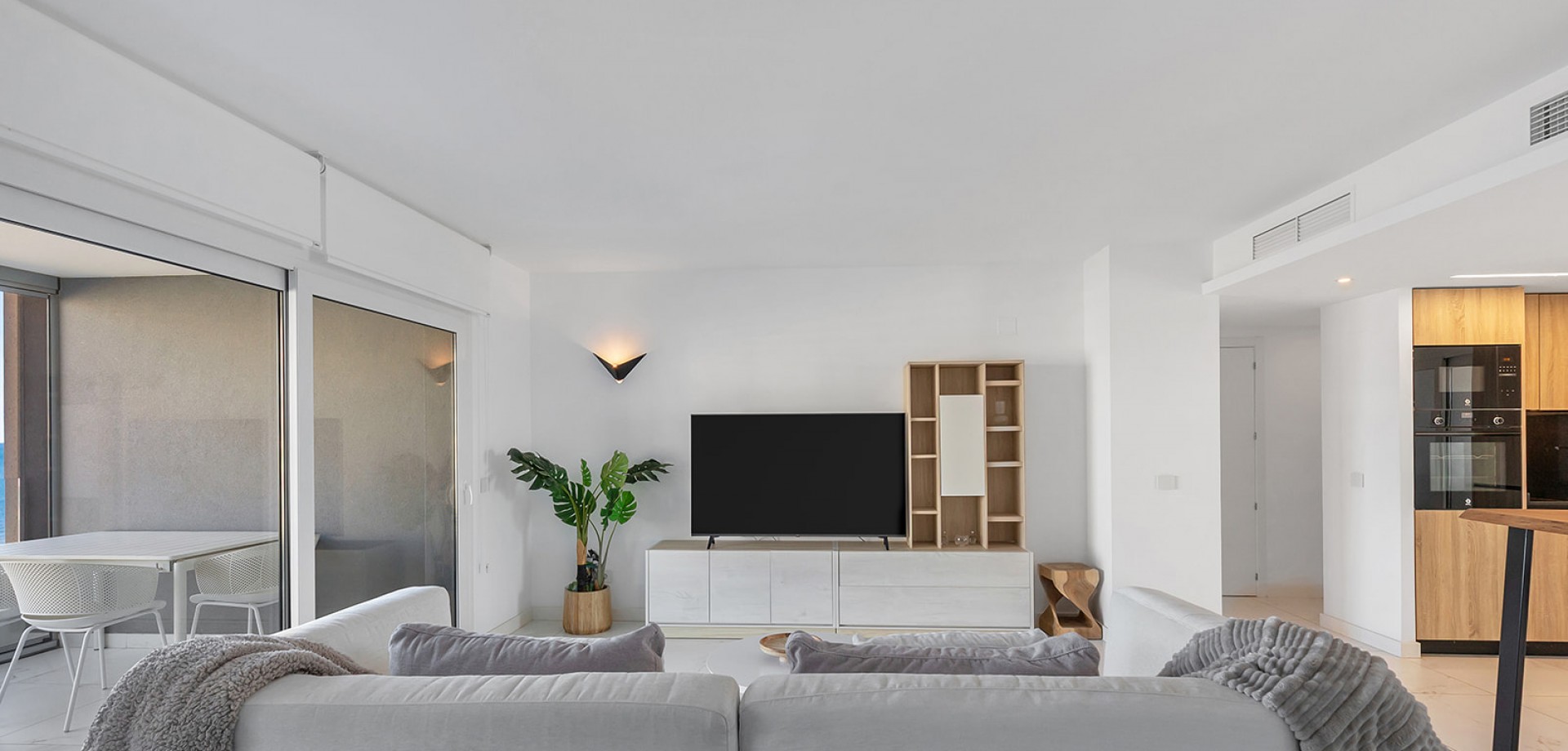 Apartment in Punta Prima - Image 3