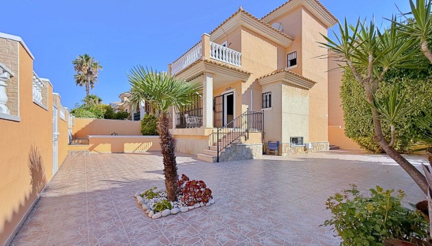 Videresalg - Detached Villa - Orihuela - Orihuela Costa